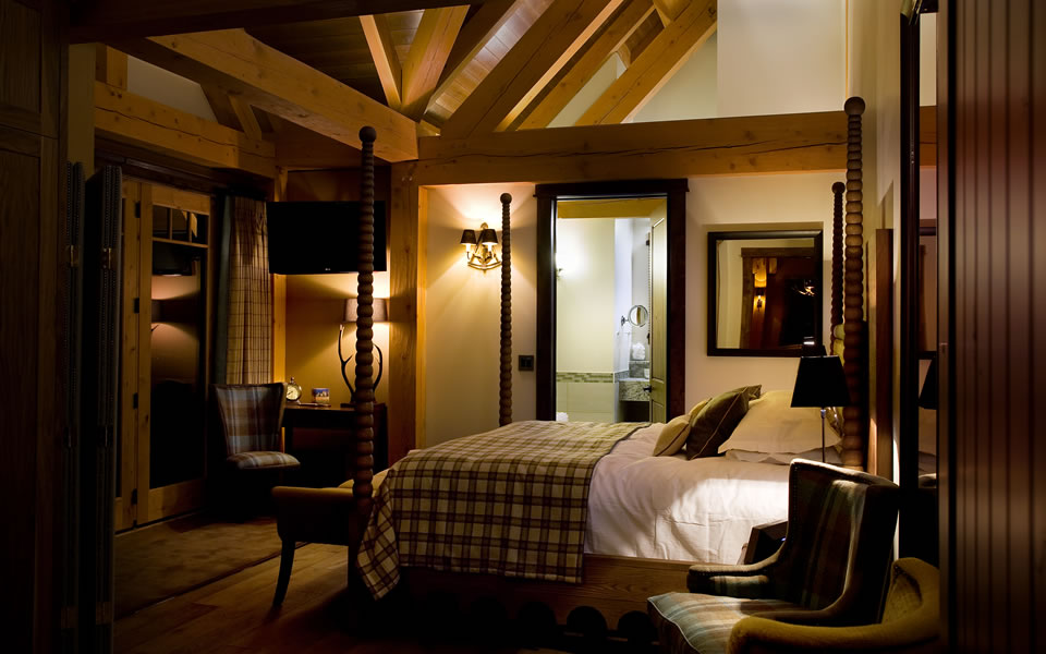 Bedroom 5 Bighorn Luxury Heli-Ski Lodge in Revelstoke